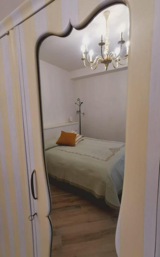 Casa Remo - Dolce Soggiorno Nella Piazza Di Greve Греве-ін-К'янті Екстер'єр фото